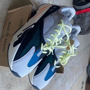 Yeezy Boost 700